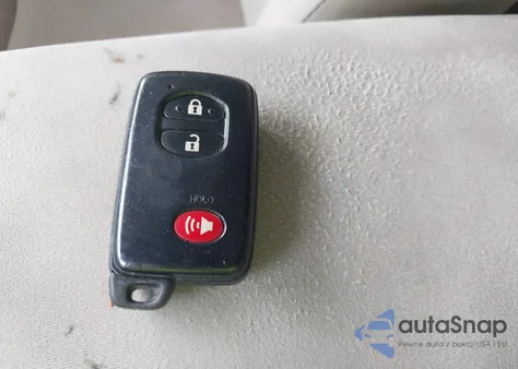 2013 Toyota Prius Two z USA, uszkodzony, nr VIN JTDKN3DU0D5674991